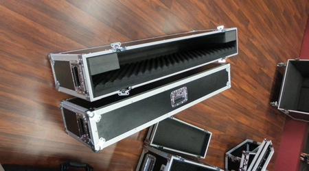 Custom Slim Screen Case With Corner Castors