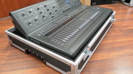 Pull Along Mixer Console Case for Midas M32