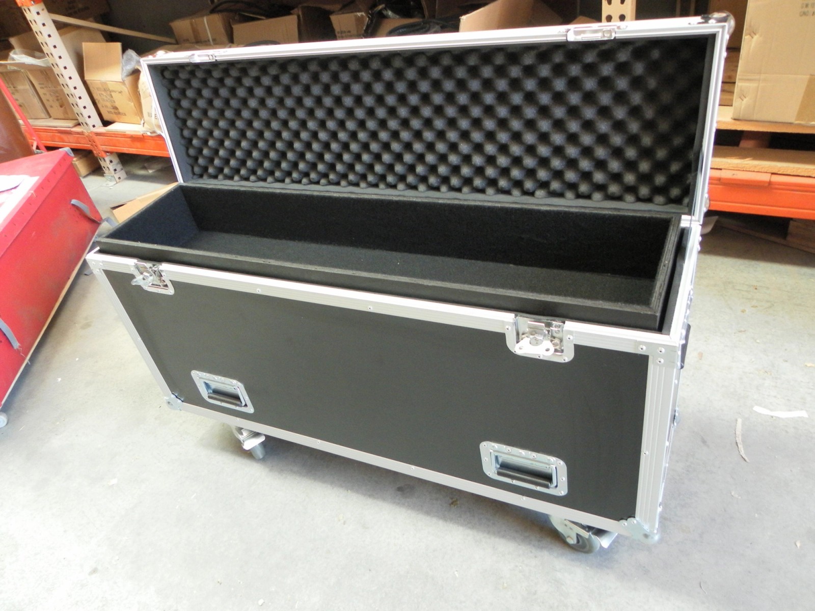 Custom Top Loading Road Case Packer With Multiple Compartment And Drop Tray