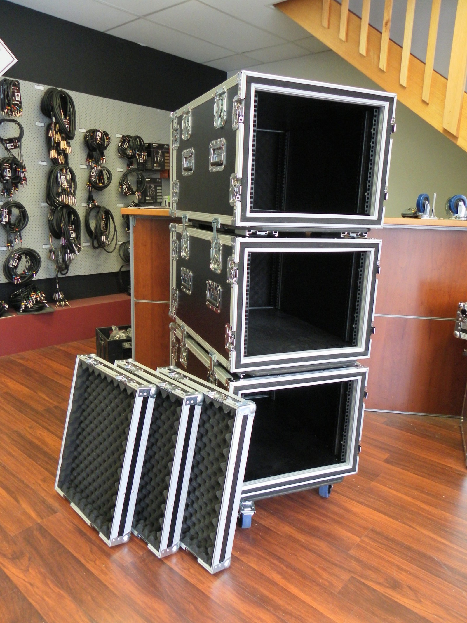Custom Stacking Server Rack Road Case With Wheels