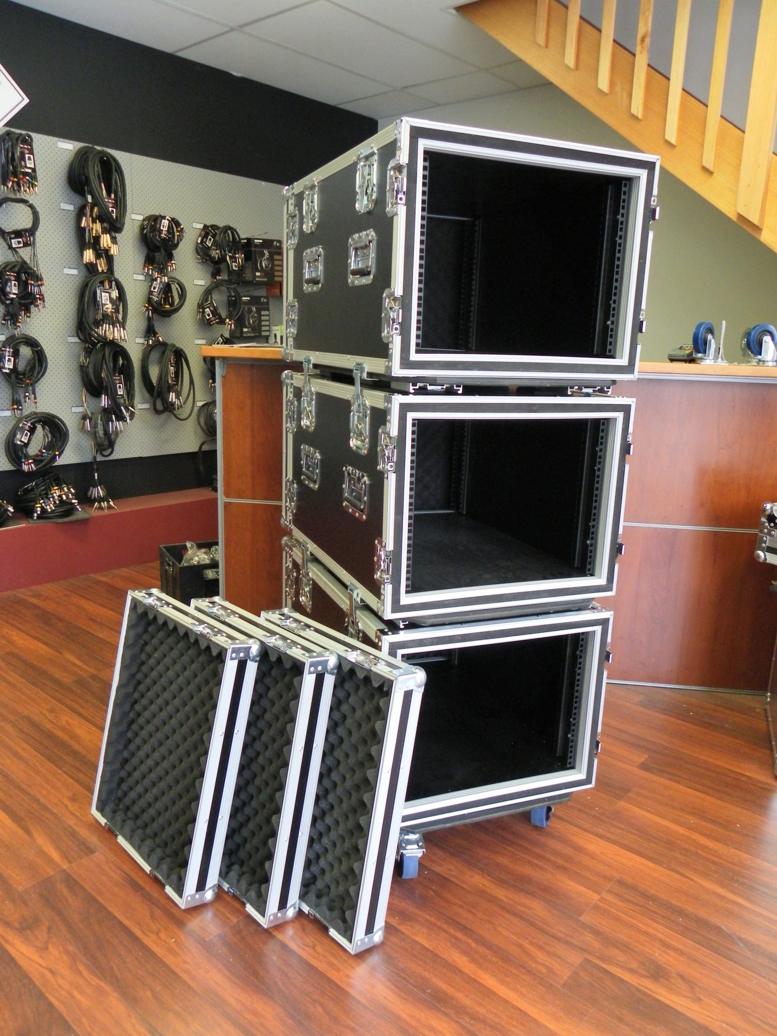 Custom Stacking Server Rack Road Case With Wheels