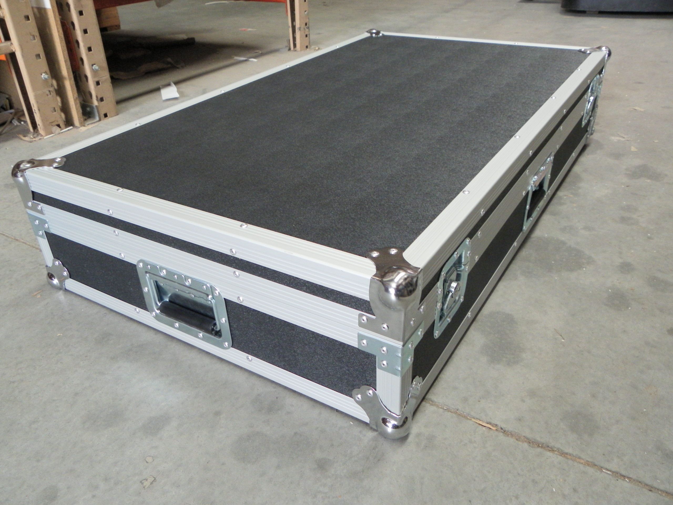 Flat Pack Lectern Road Case (view 4 of 9)