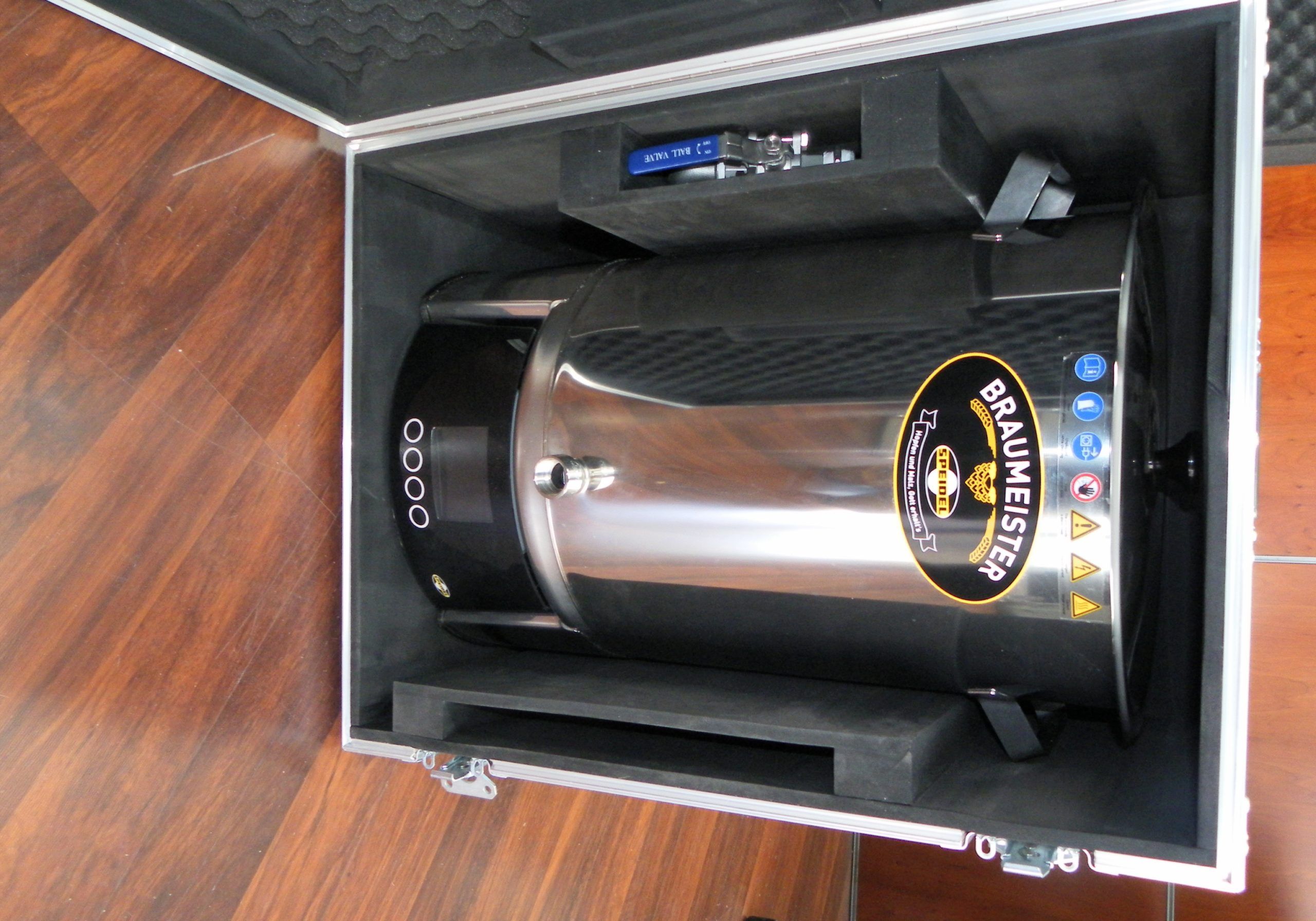 20lt Braumeister Brewing Road Case With Hinged Lid (view 2 of 3)