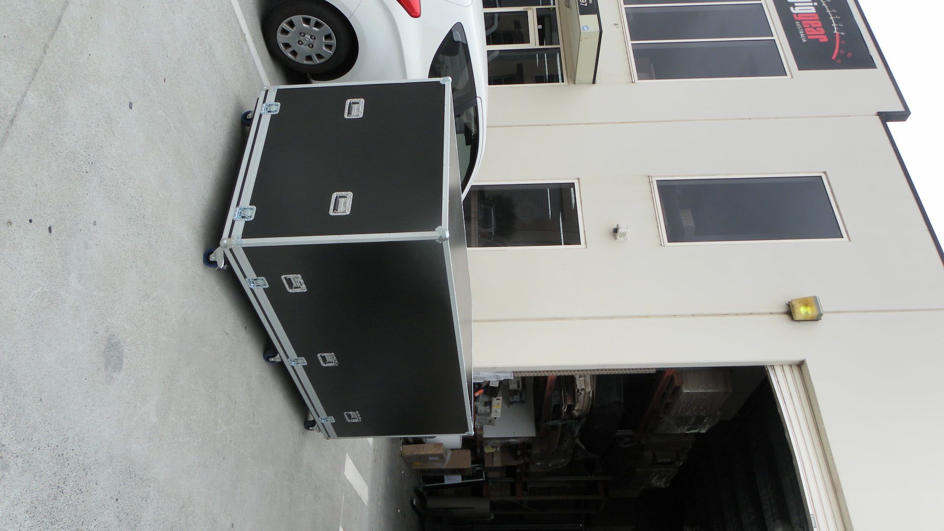 Giant Packer Case With Shallow Base (view 2 of 4)
