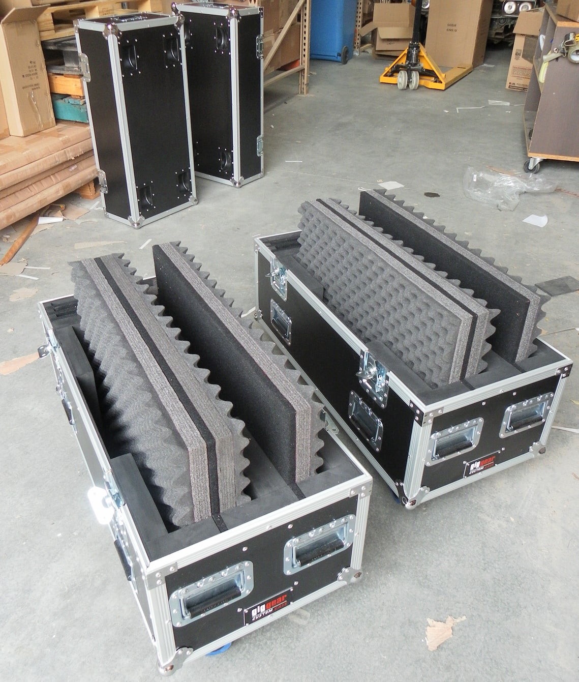 Stackable Triple Screen Case Custom Road Case