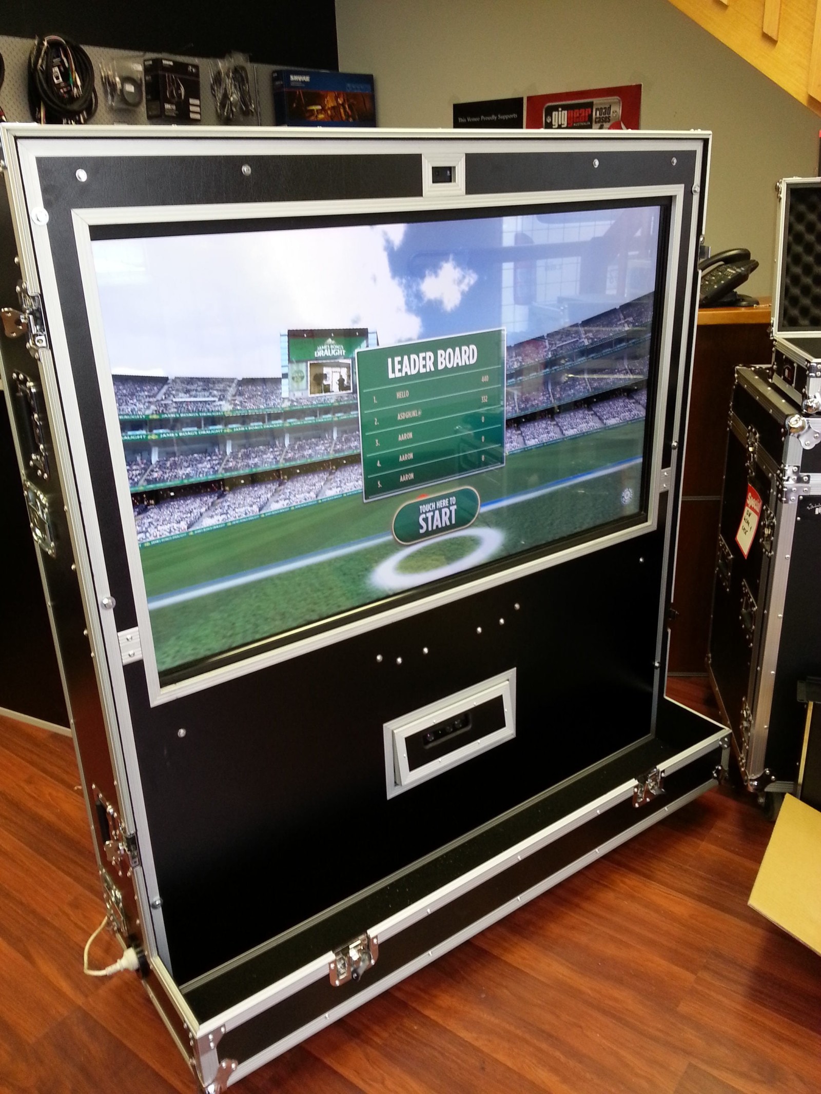 Custom Interactive Mounted Screen Road Case Unit