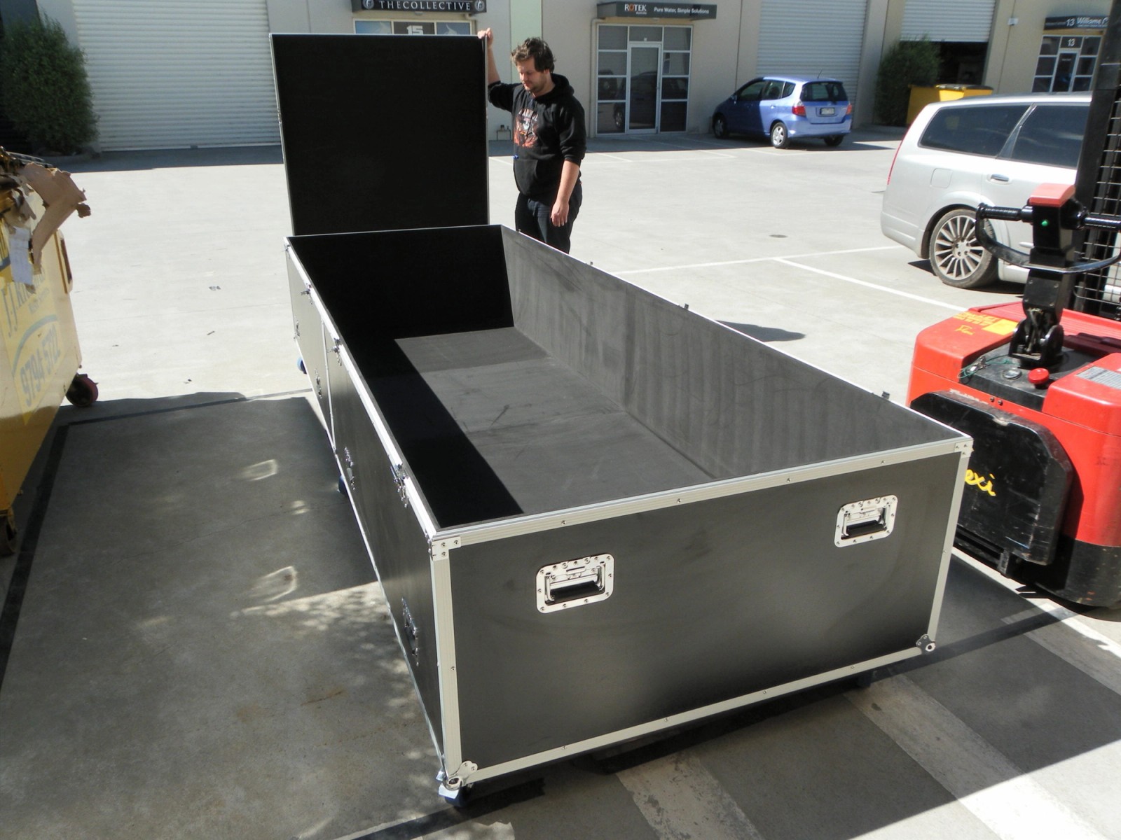 Custom Heavy Duty Road Case For Piano Large & Small