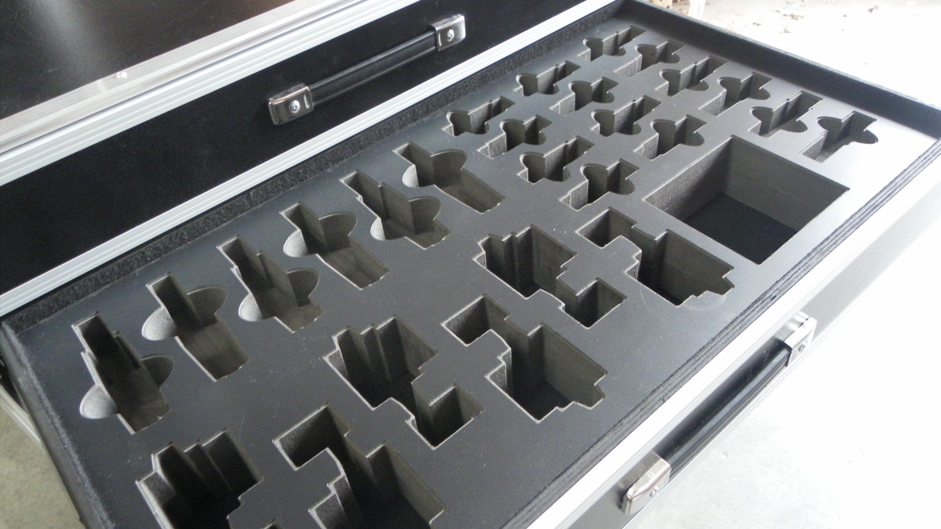 Custom Drawers Road Case With Custom Foam (view 3 of 10)