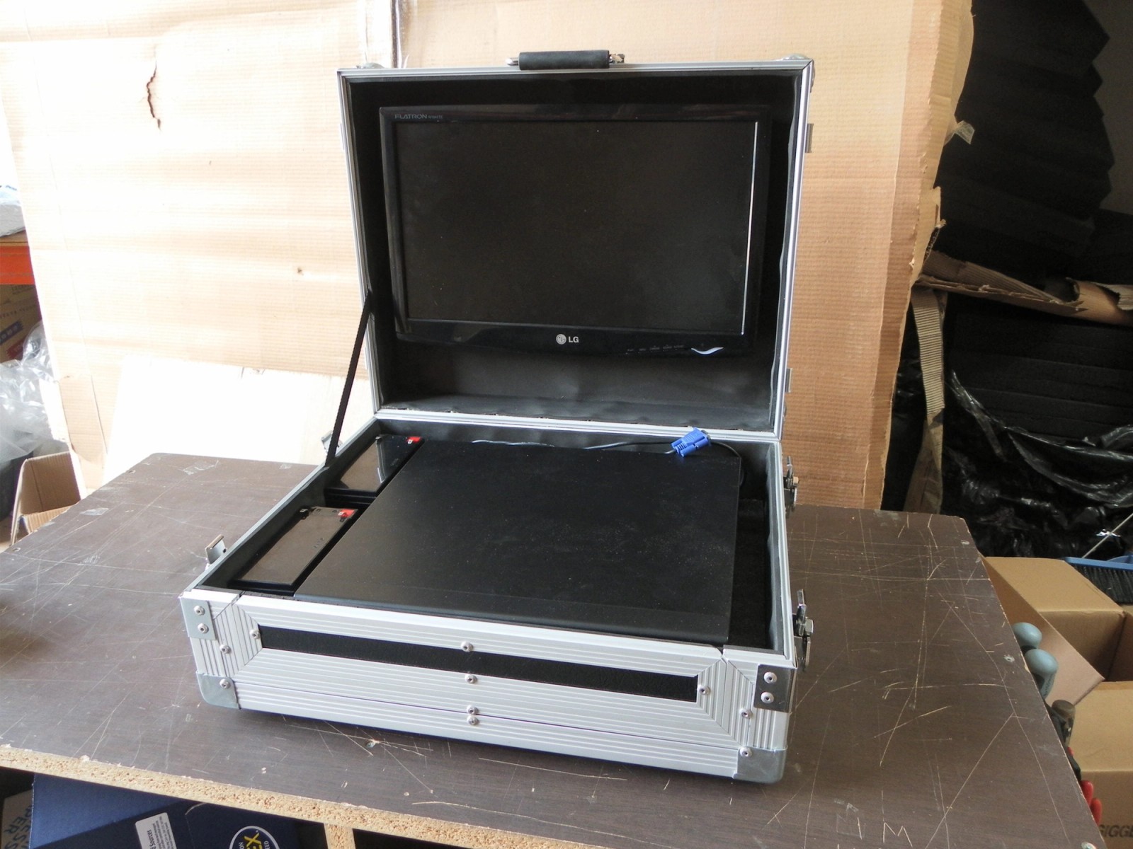 Small Custom Briefcase Road Case For Security System