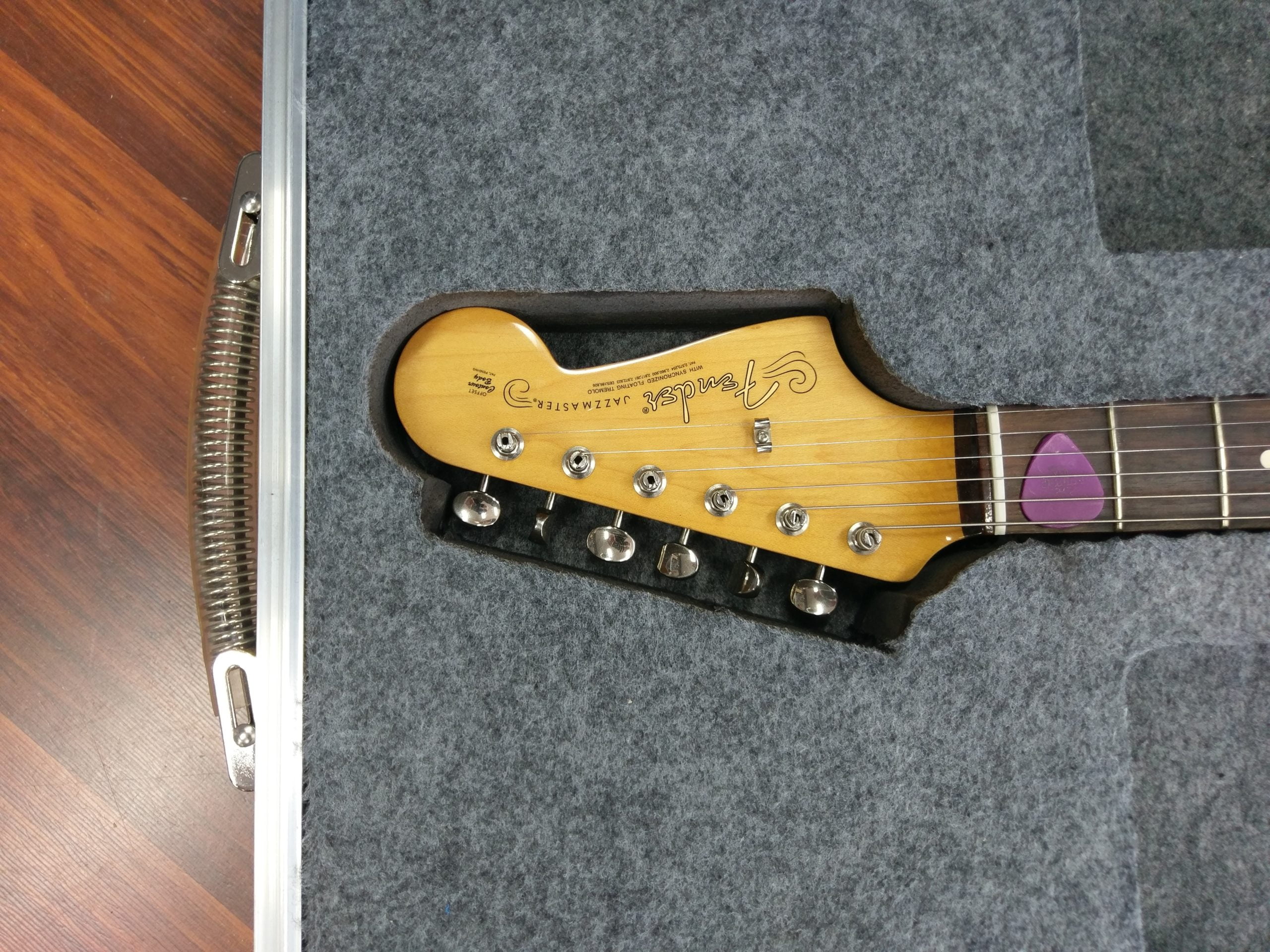 Custom Fender Jazzmaster Flightcase With Custom Foam Insert (view 3 of 6)