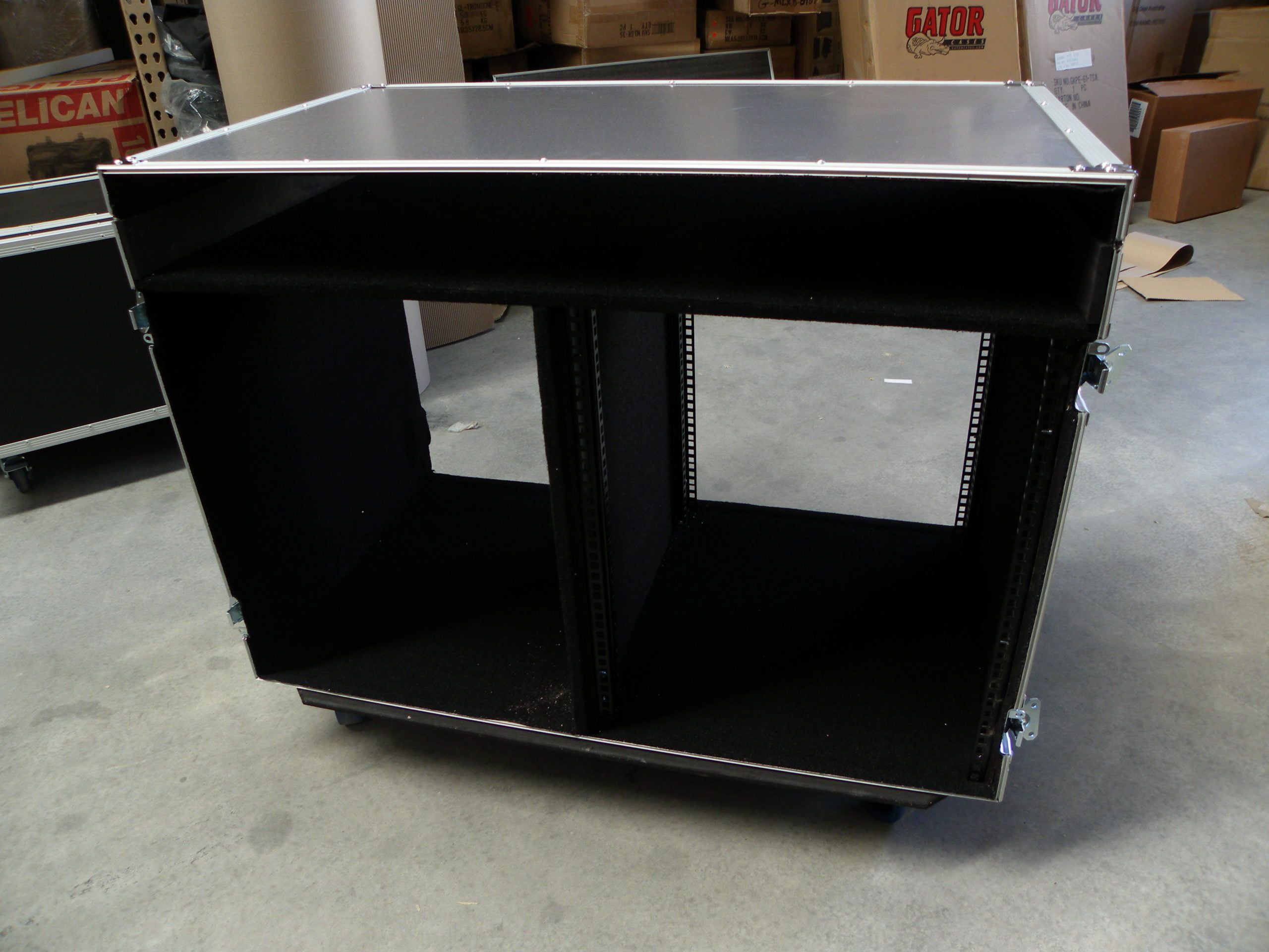 Custom Aluminium Rack Road Case Workstation | Protectapack