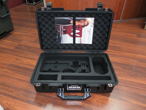 Pelican 1525 With Custom Foam Insert With Document Holder