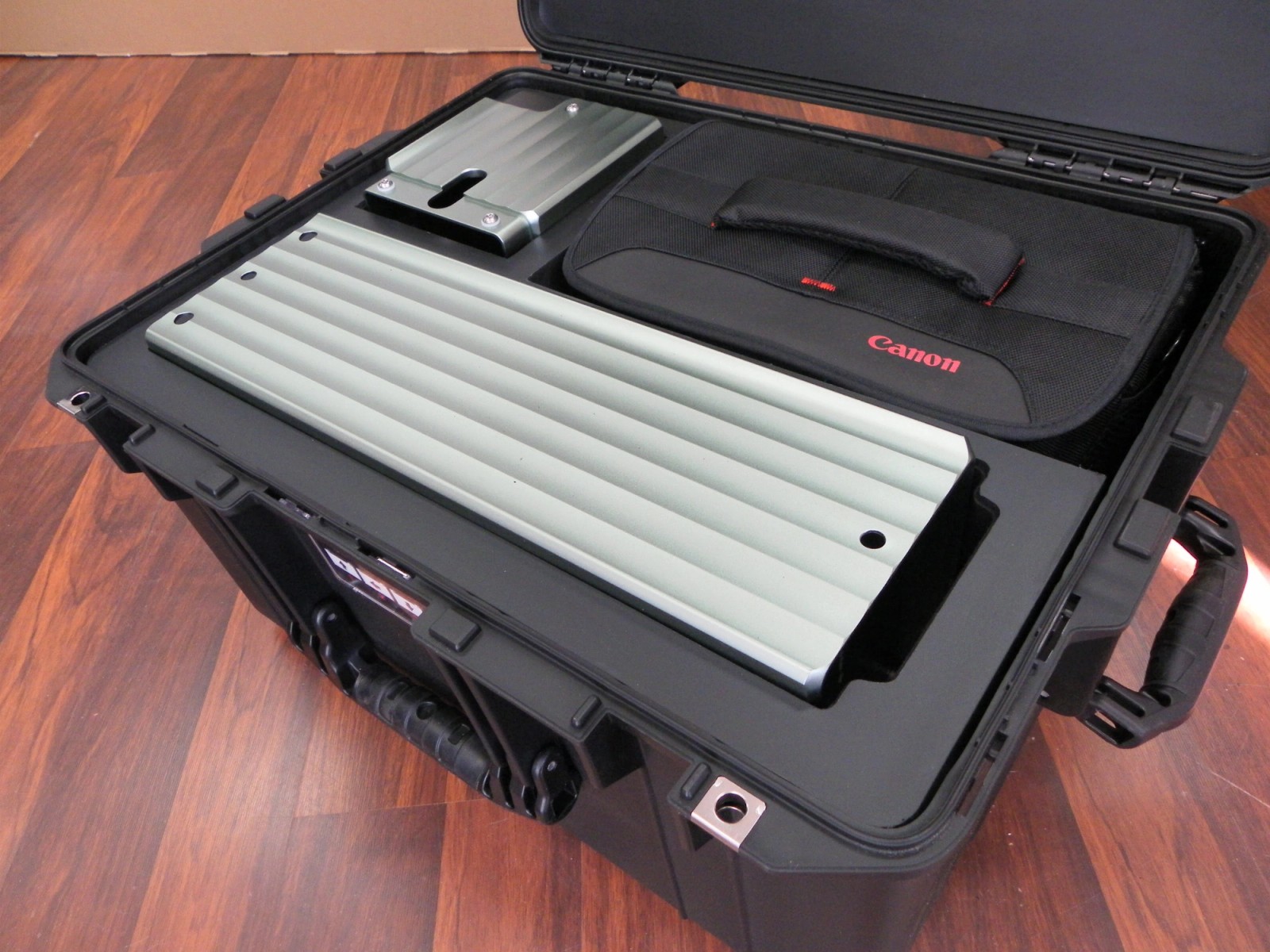 Pelican 1607 Custom Foam Insert With Custom Lid Insert