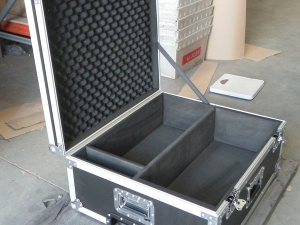 Heavy Duty Custom Made Roller Packer Road Case With Dividers