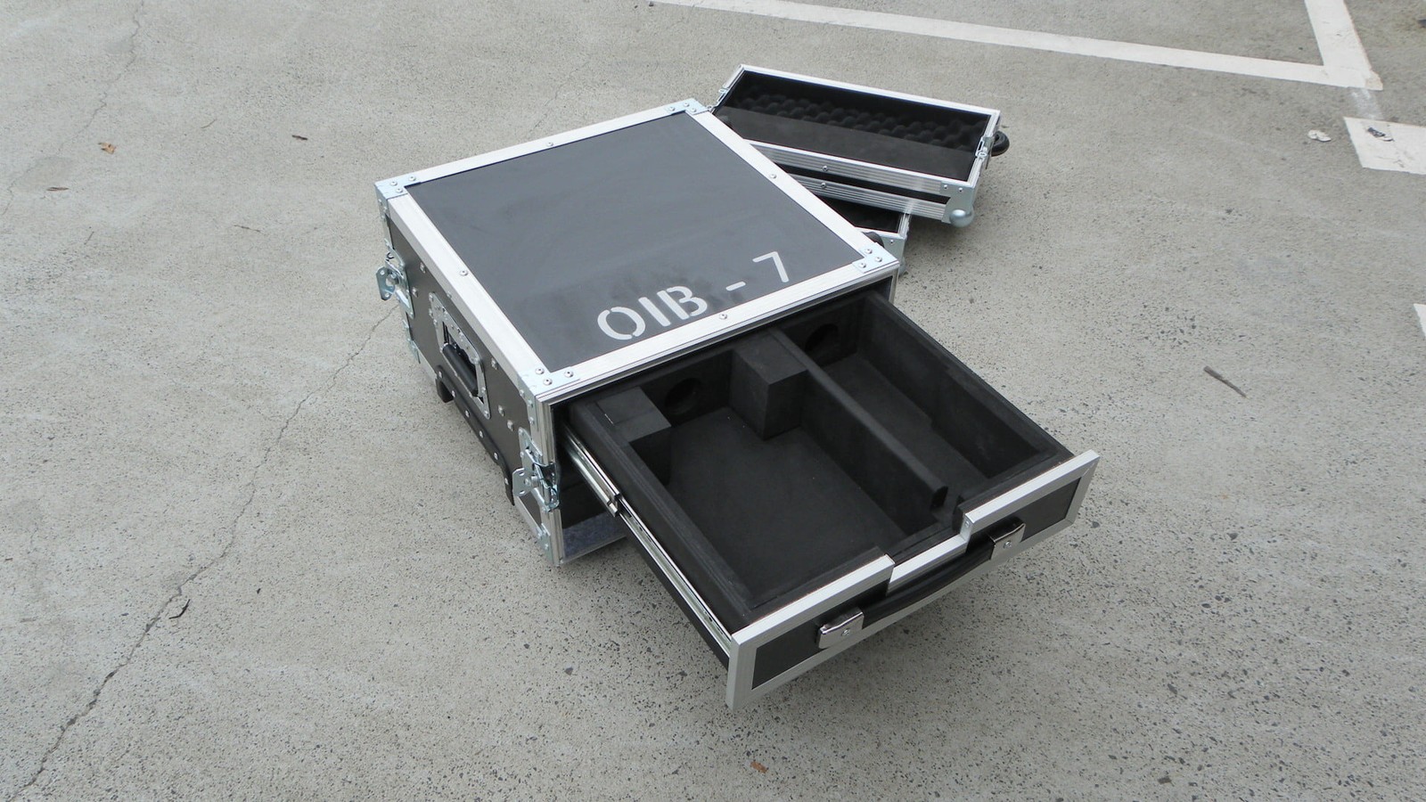 Custom Roller Packer With Drawers and Trolley