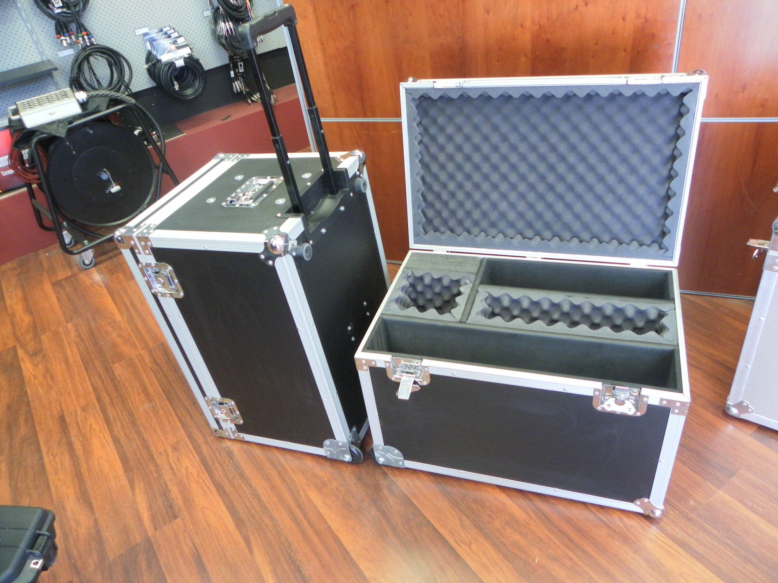 Custom Printer Road Case Lift Off Lid on Wheels (view 7 of 7)