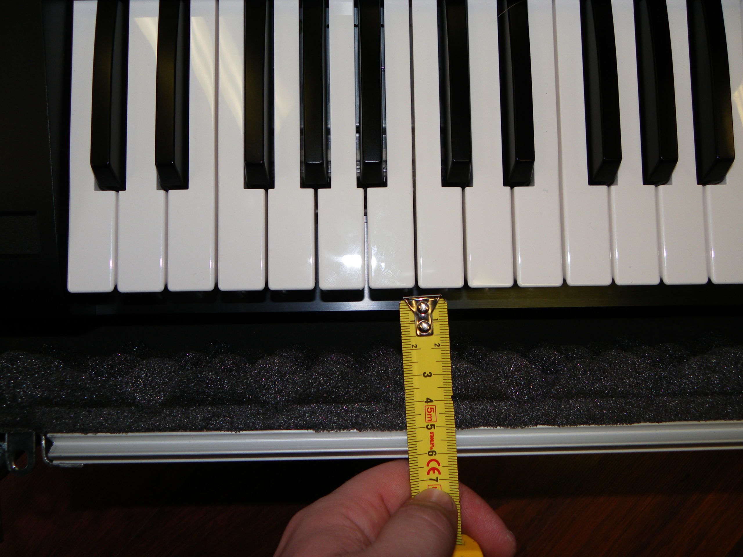 Custom Heavy Duty Keyboard Road Case For Korg Kronos (view 3 of 4)