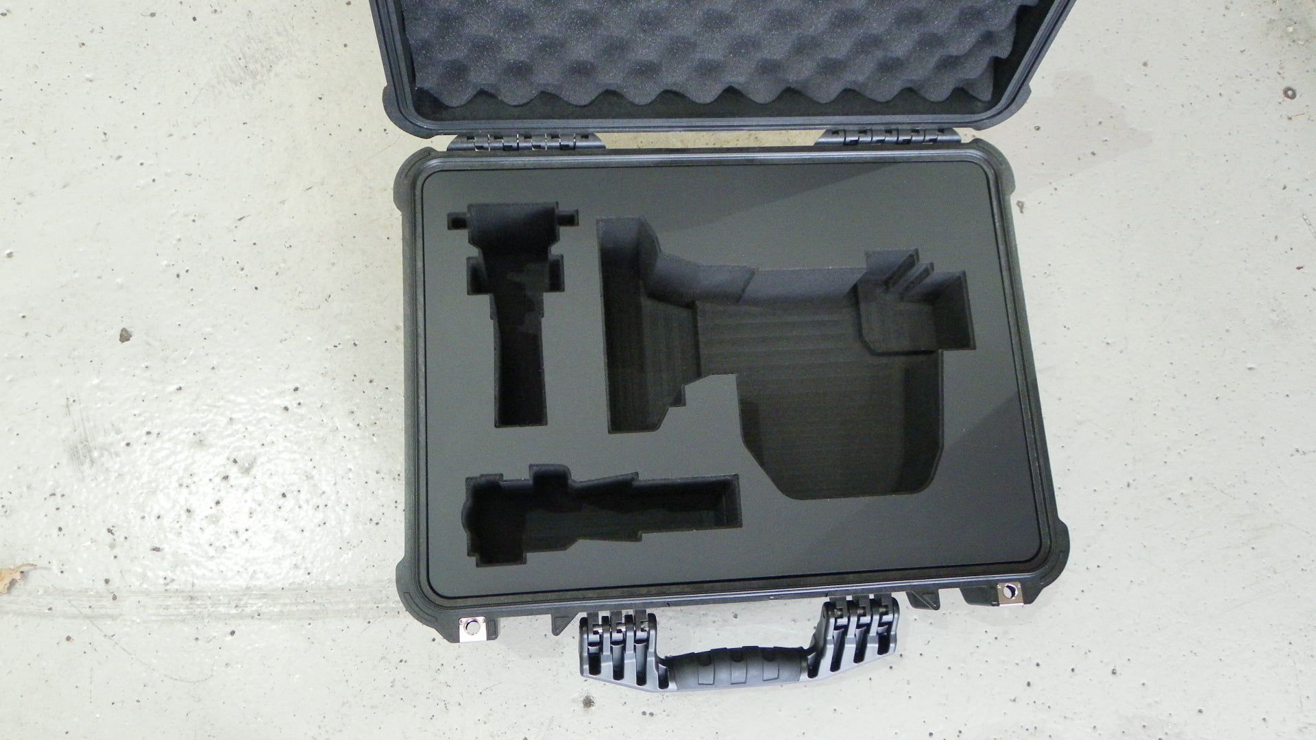 Pelican 1520 Custom Foam Insert To Suit Fuji A13 Lens And Peripherals (view 2 of 4)