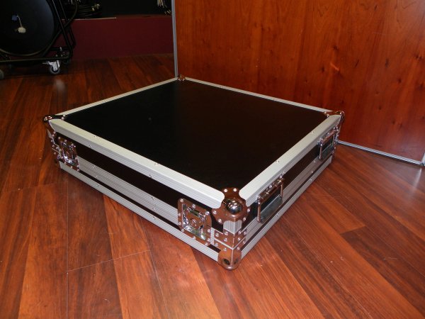 Custom Mixer Road Case For Allen & Heath Zed 420