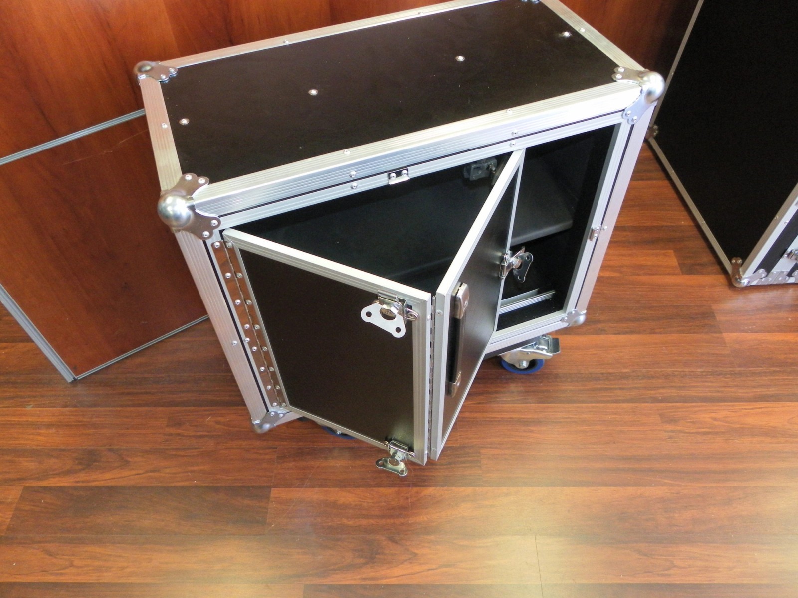 Custom Road Case With Sliding Doors And Divider