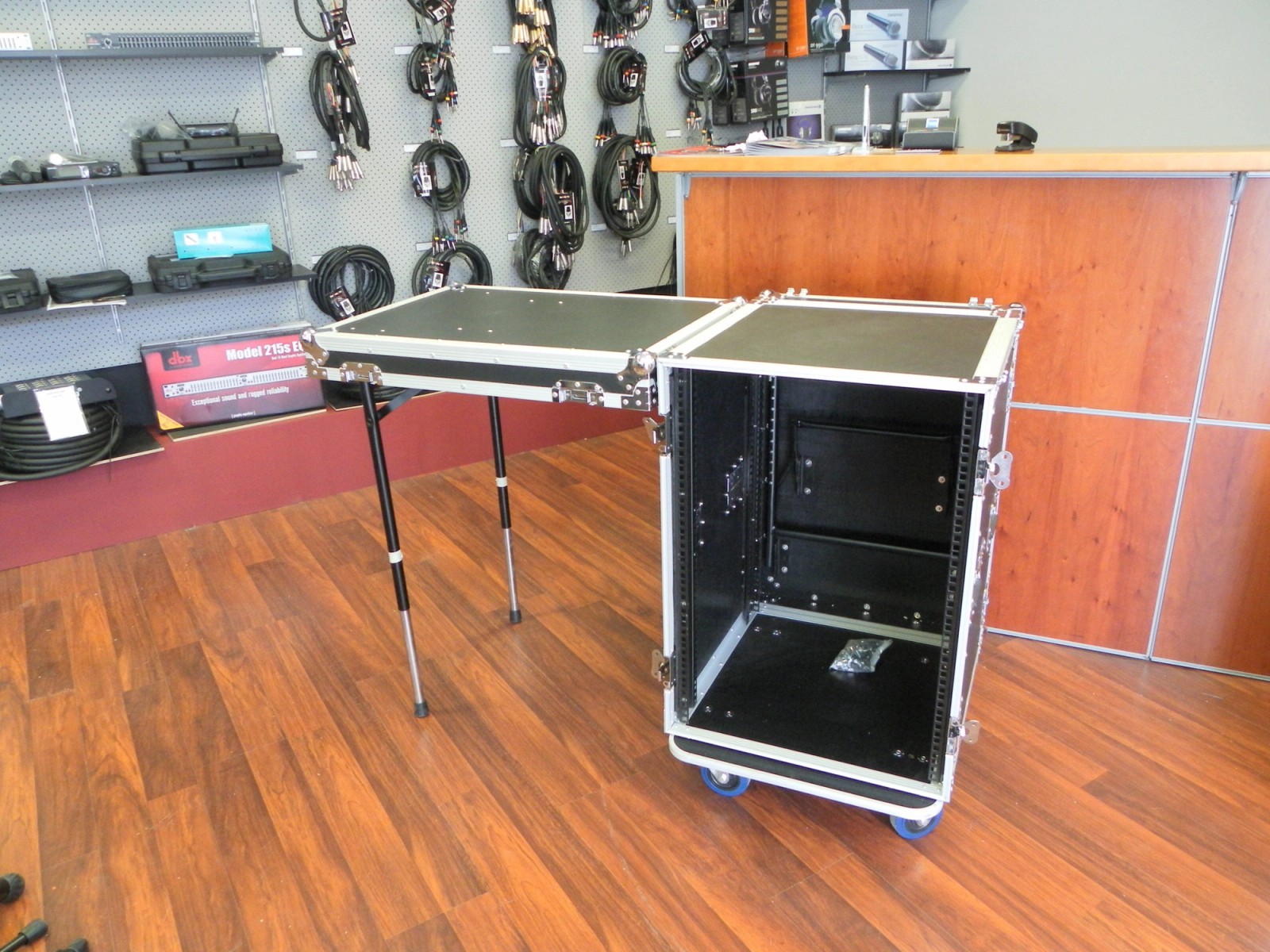 Custom Workstation Road Case With Tressle and Rack Strip