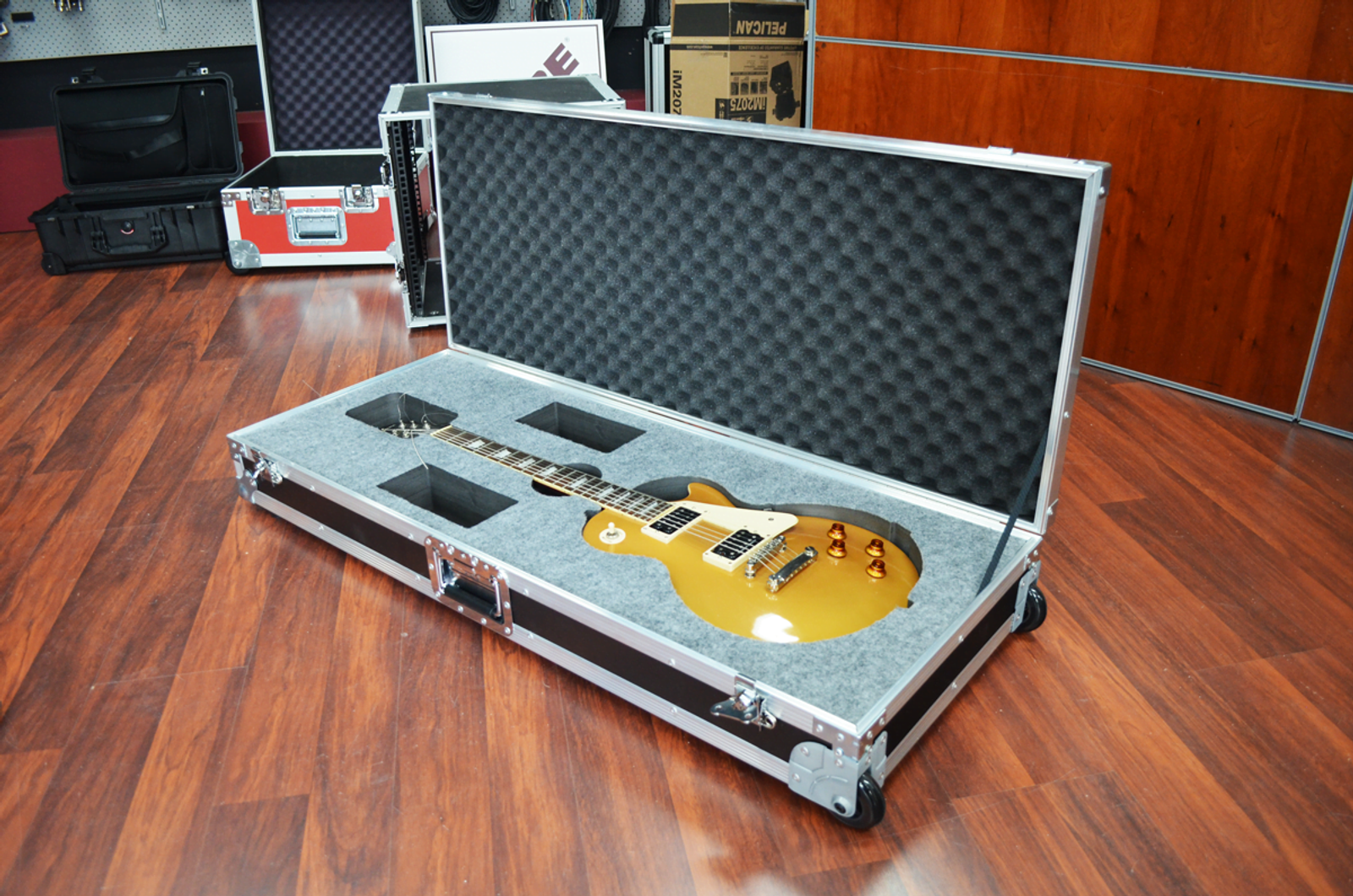 Custom Guitar Case For Les Paul Style Guitar