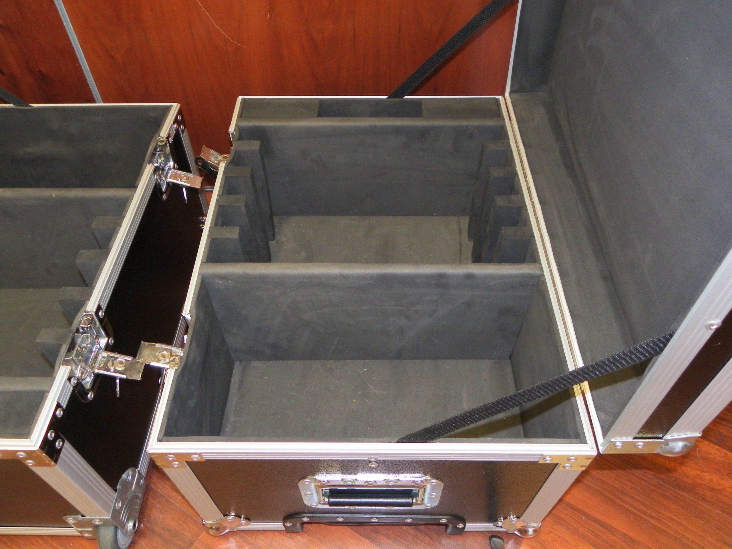 Custom Road Case For Multiple Laptops (view 3 of 5)
