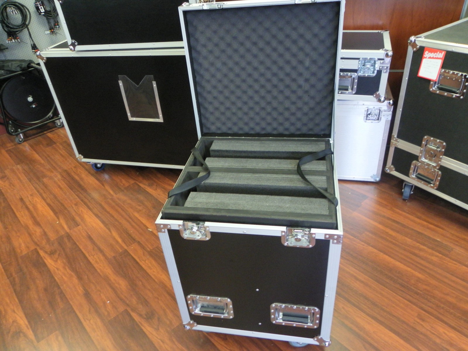 Custom Top Loading Packer Case With Drop Tray and Complex Foamwork