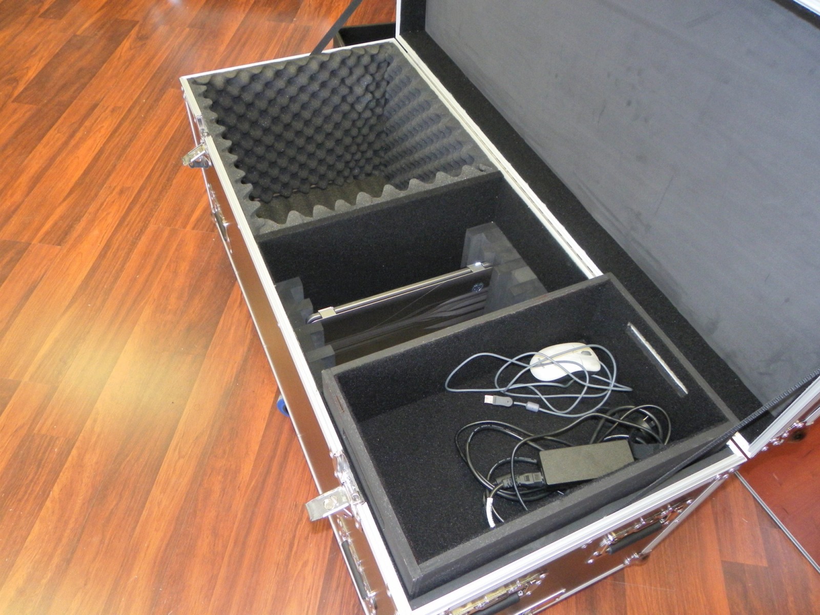 Custom Packer Case With Laptop Dividers, Storage Compartment and Drop Tray