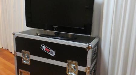 Custom Road Case For Samsung Screen