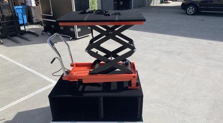 Projector Road Case With Scissor Lift