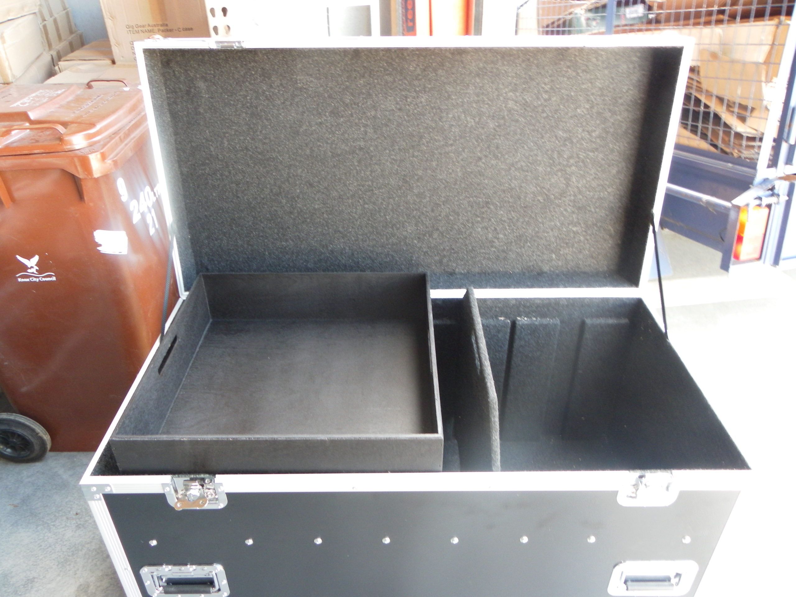 Custom Top Loading Packer Case With Movable Dividers & Drop Tray (view 3 of 4)