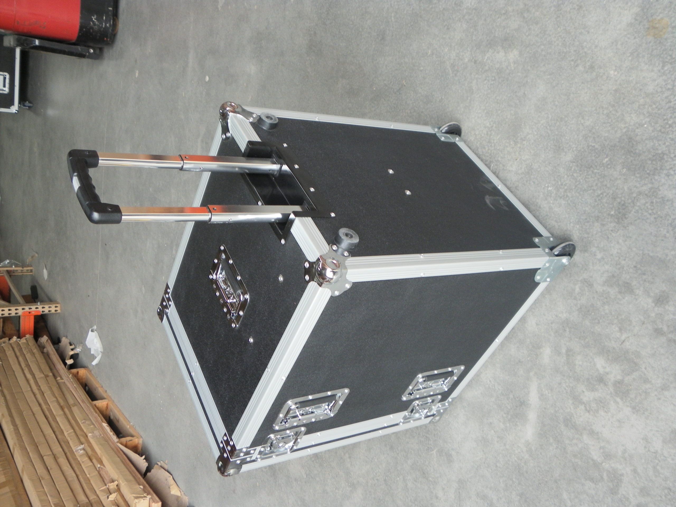 Custom Roller Packer Case For 12 Tablets & Droptray (view 4 of 6)
