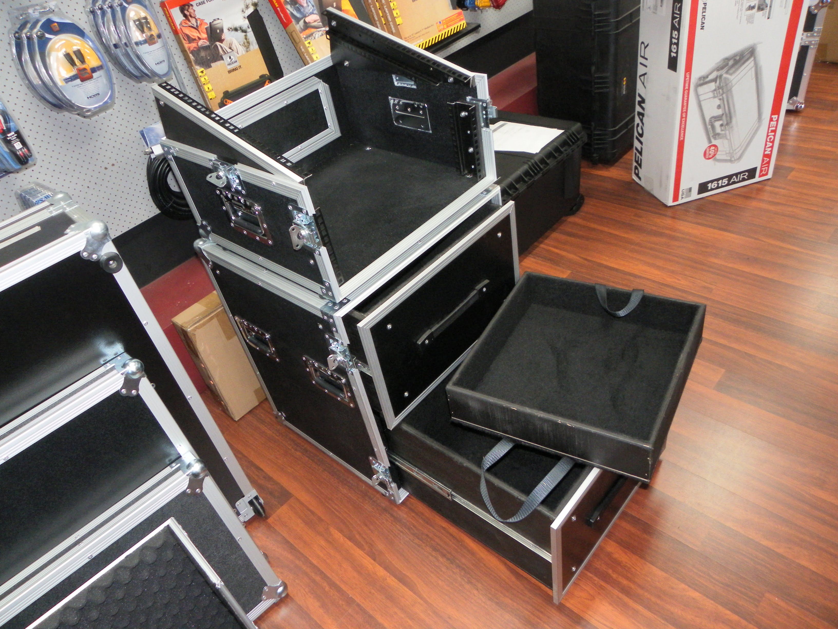 Mixer Case and Drawers Case With Removable Storage Units (view 5 of 5)