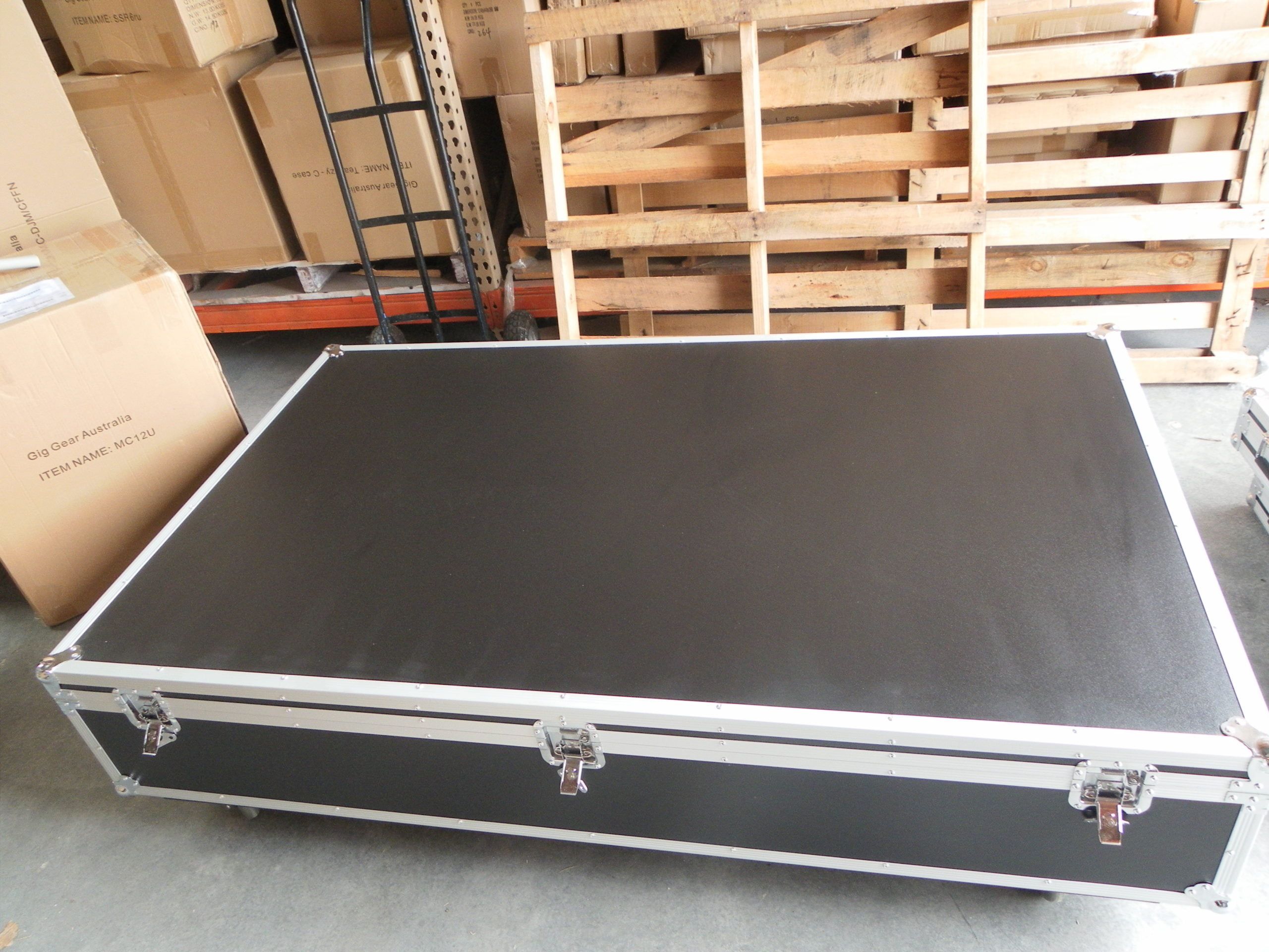 Custom Signage Panel Road Case (view 5 of 7)