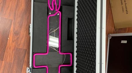 Briefcase Style Road Case For Neon Light With Custom Foam Insert