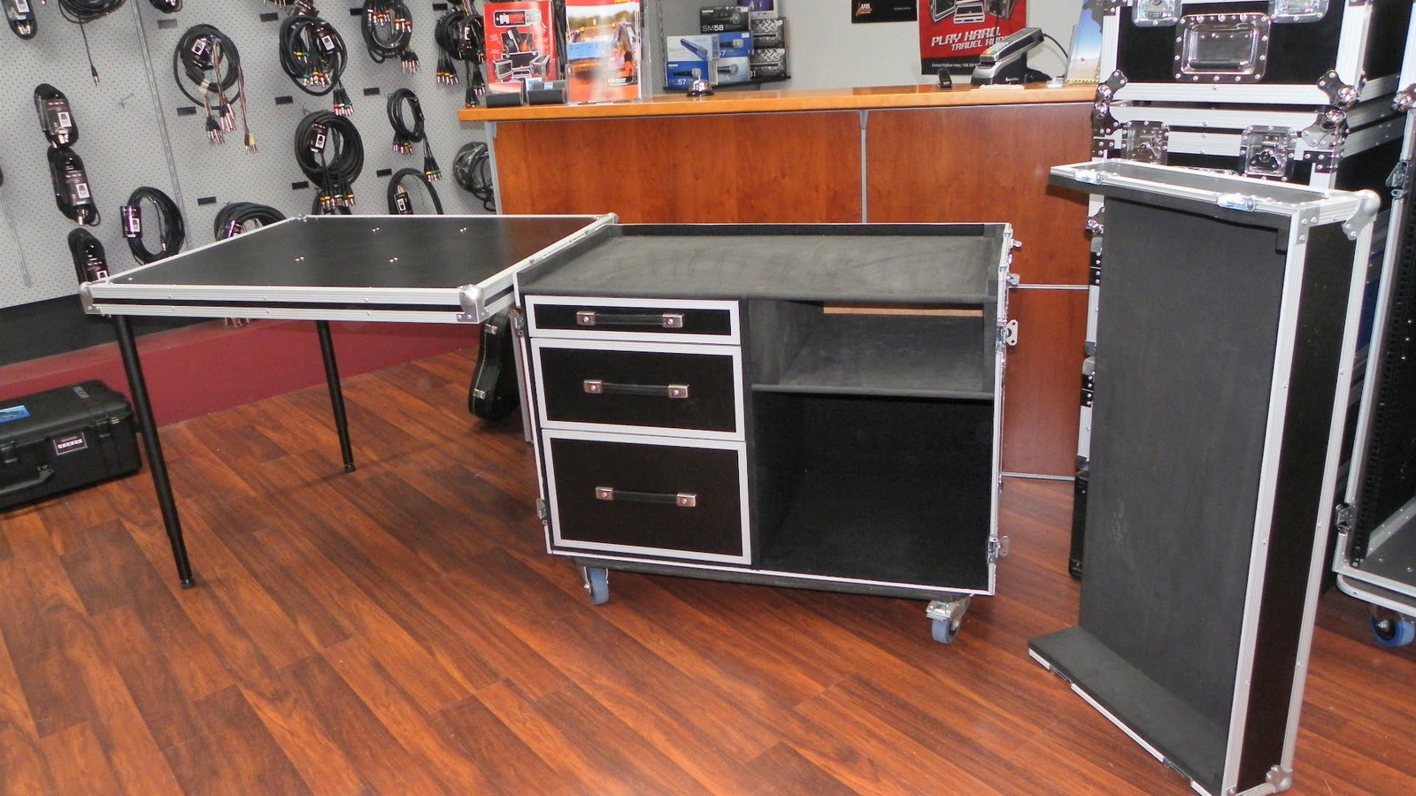 Custom Workstation Road Case With Foldout Tressle and Drawers