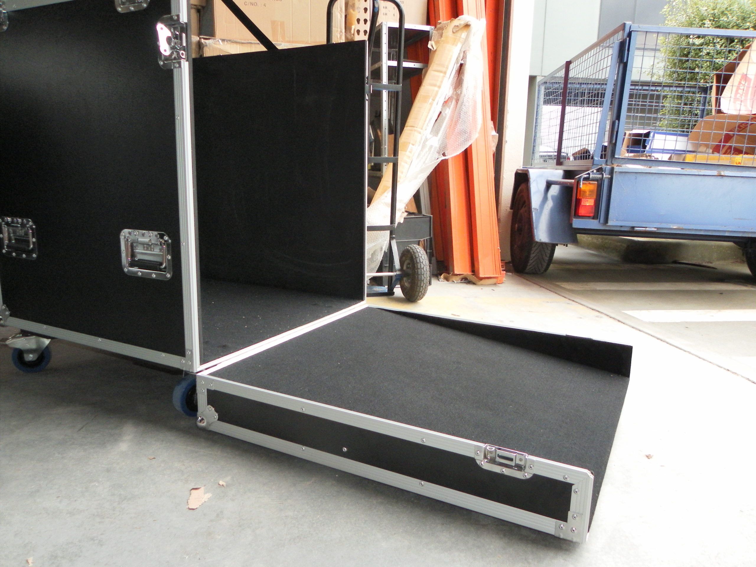 Custom Front and Top Opening Road Case With Ramp for Timpani Drum (view 4 of 9)