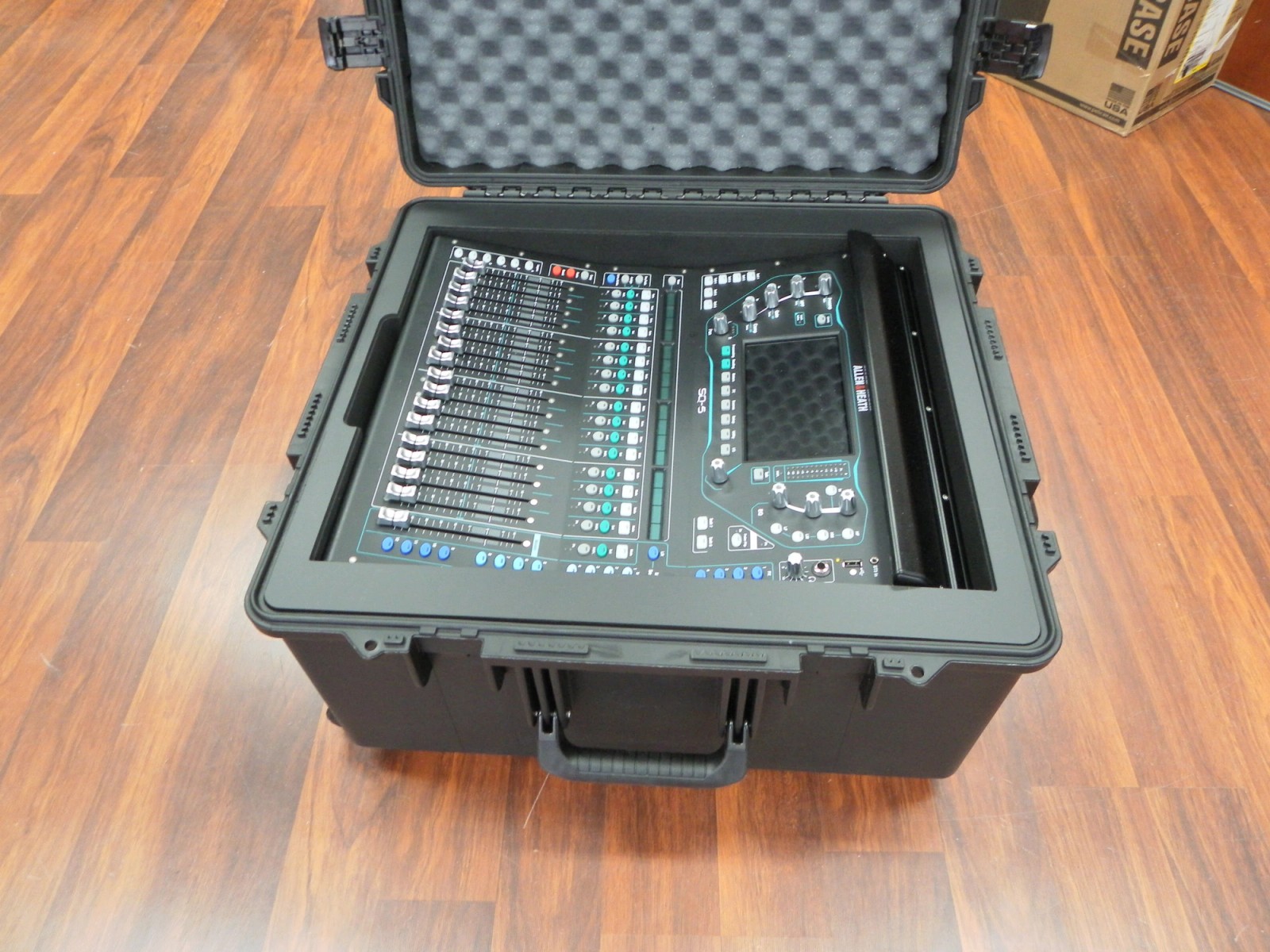 Allen & Heath SQ5 Custom Foam Insert For Pelican Case