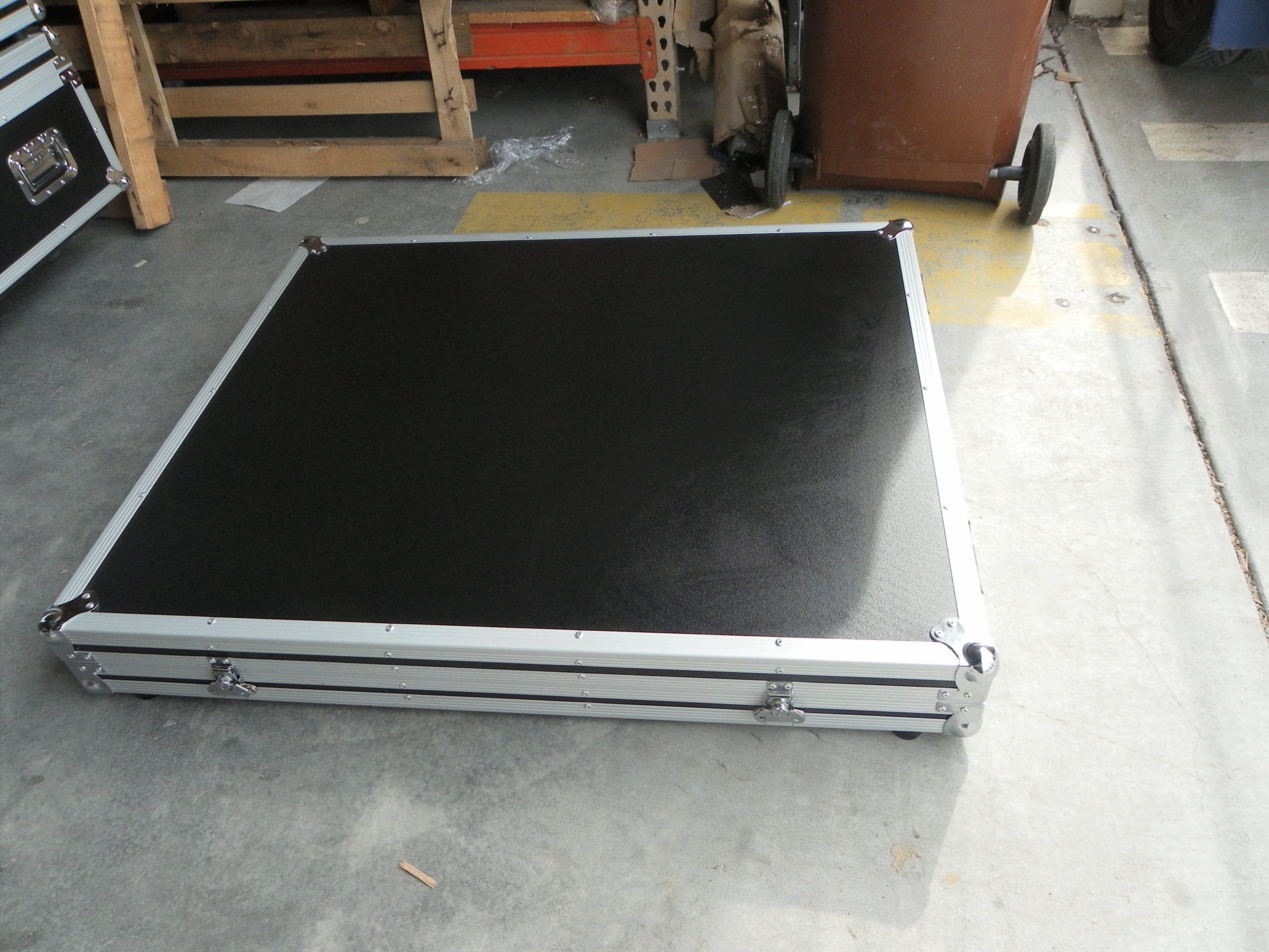Custom Signage Panel Road Case (view 2 of 7)