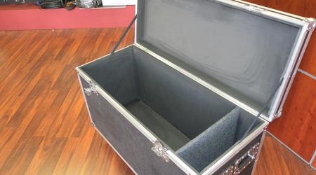 Custom Made Top Loading Packer Road Case With Divider