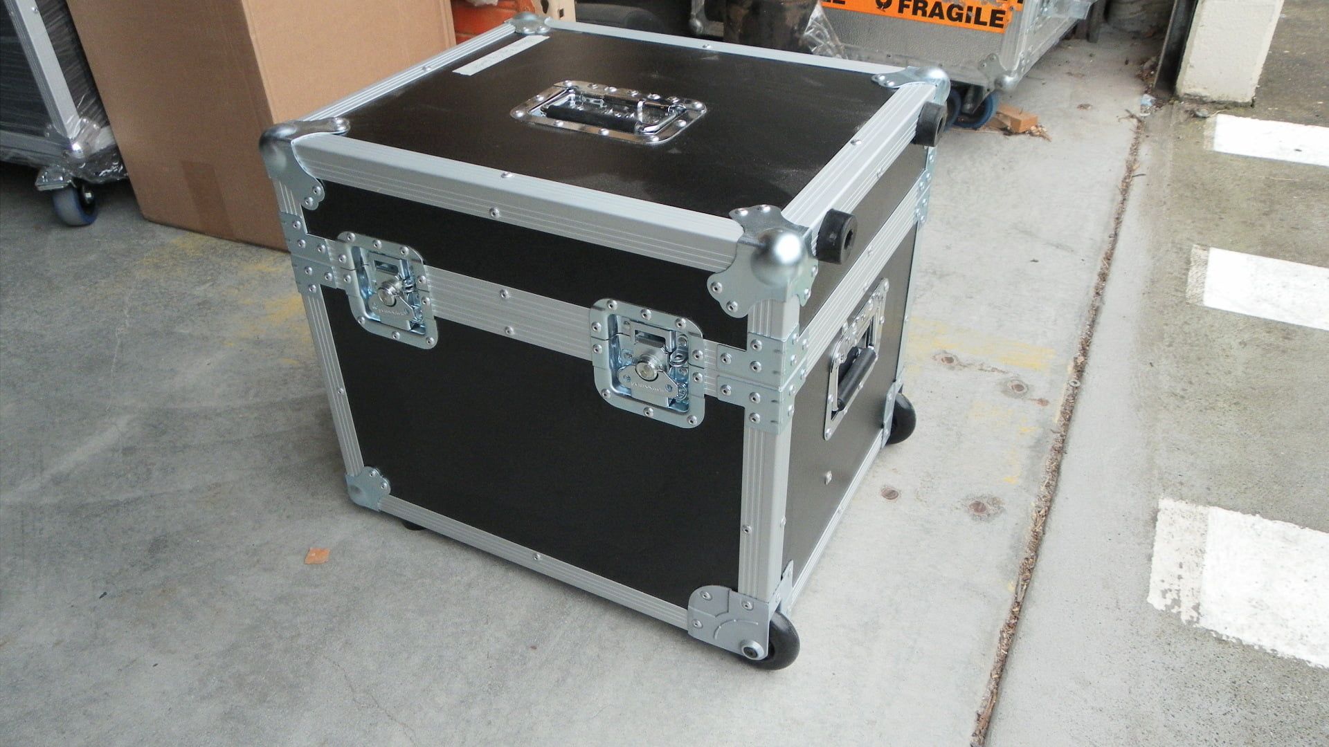 Custom Made Multi iPad Road Case With Wheels and Handles (view 4 of 10)