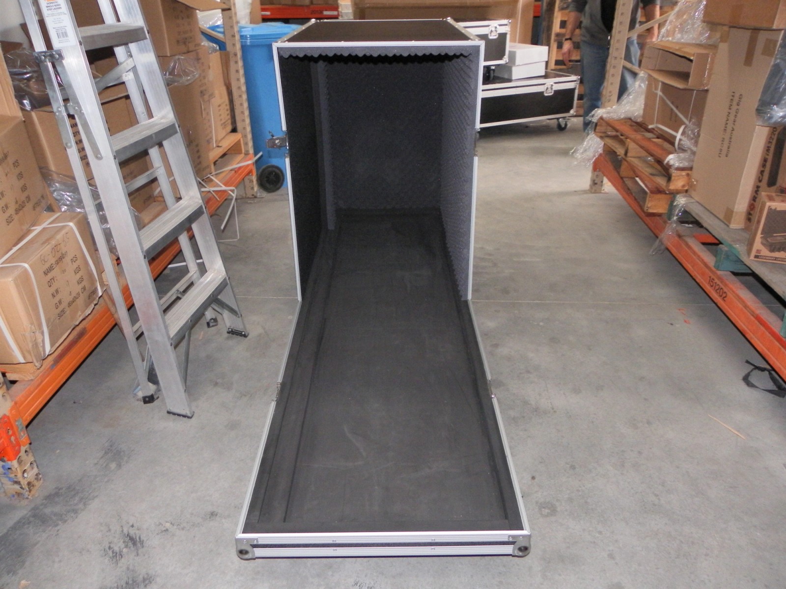 Custom Road Case For Retail Kiosk Stop
