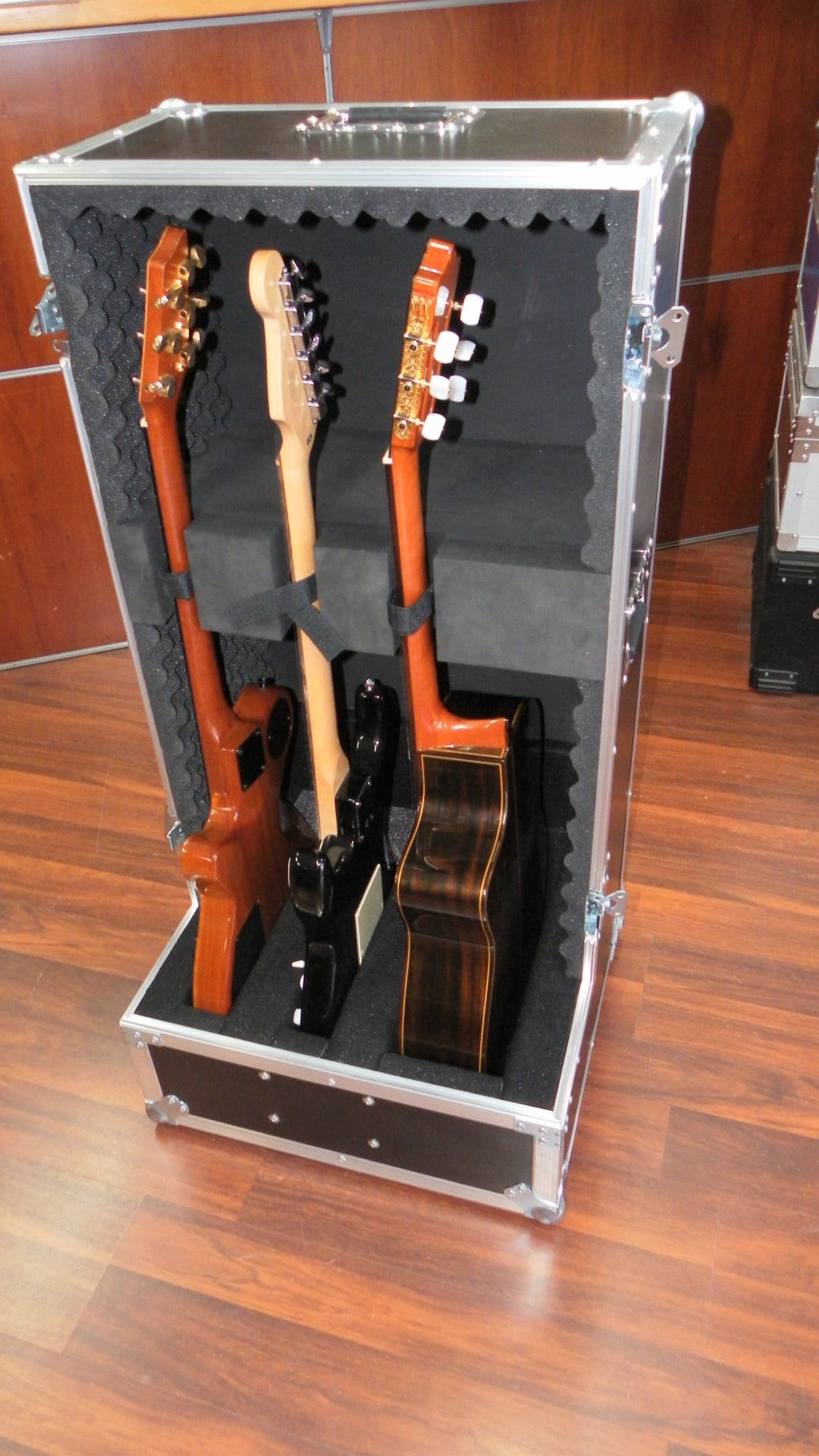 Custom Road Case for 3 Guitar Vault