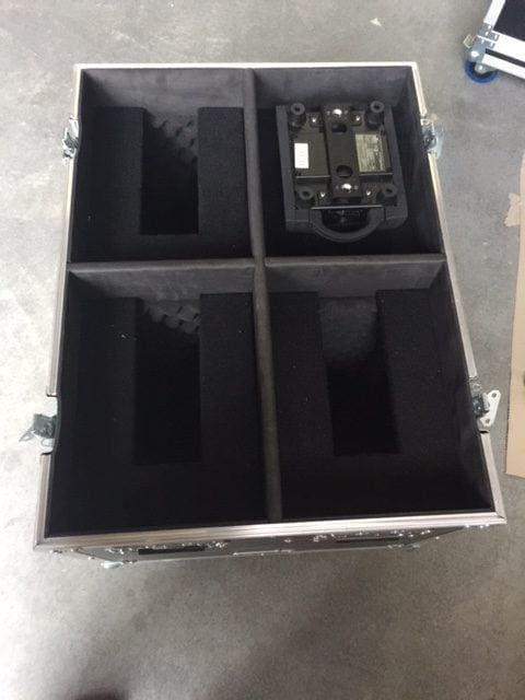 Lighting Road Case For 4x Chauvet Rogue R2 Wash (view 4 of 4)