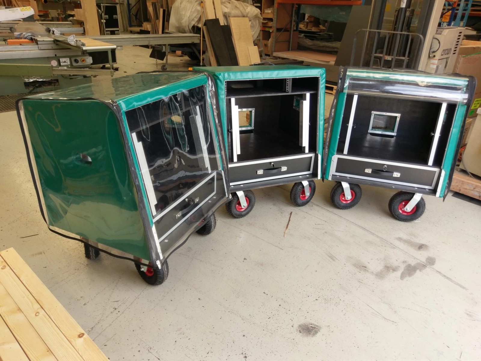 Offroad Outdoor Weatherproof Rack Case