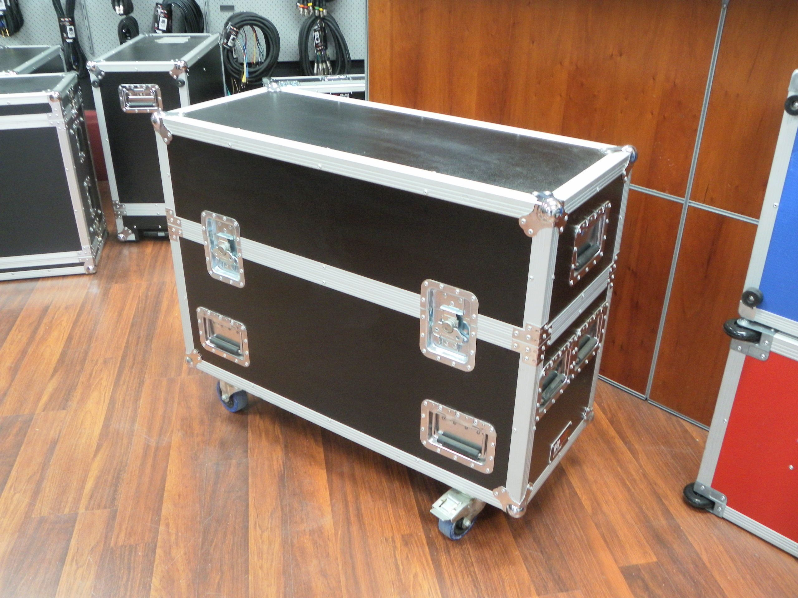 Custom Screen Road Case For 40inch LCD (view 3 of 3)