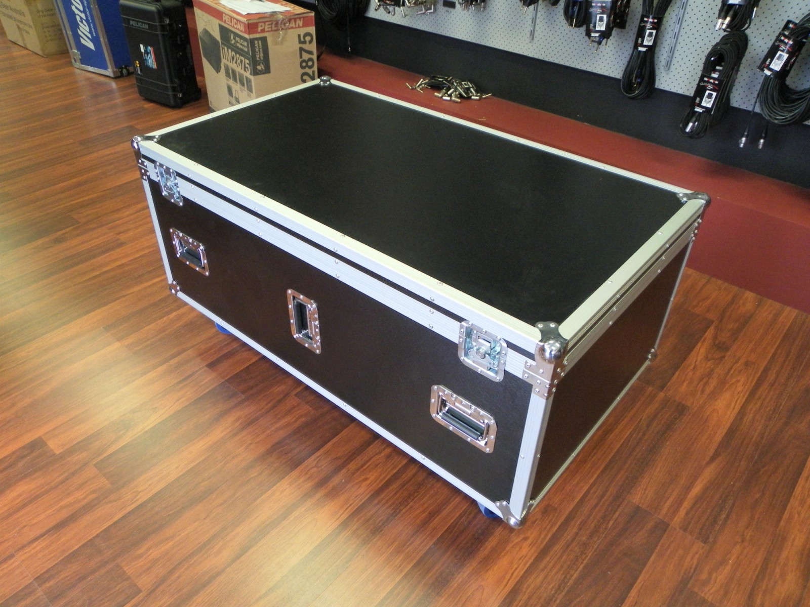 Custom Road Case For Ampeg Bass Case