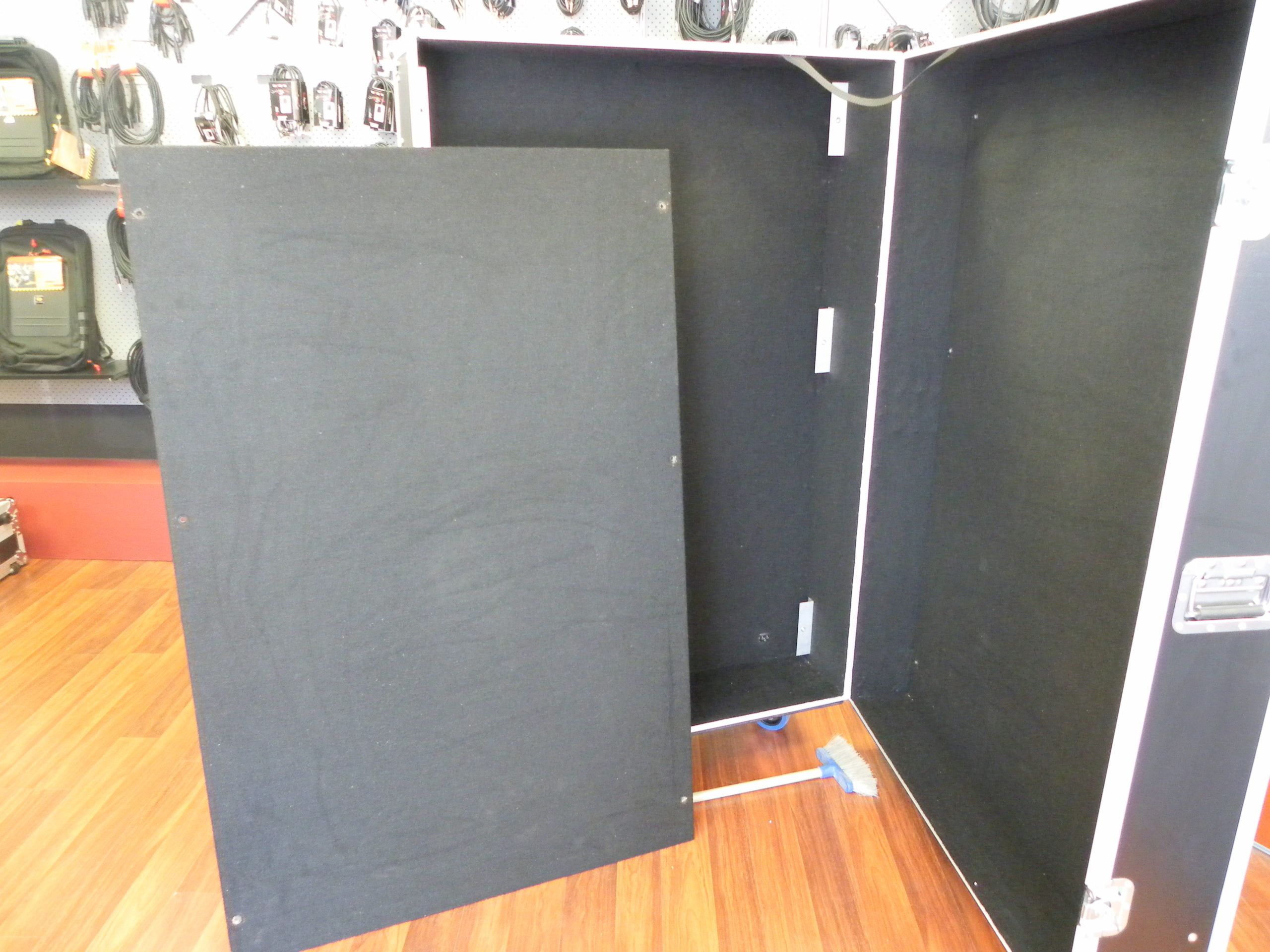 Custom 50/50 Hinged Road Cases With Mounting Board (view 3 of 9)