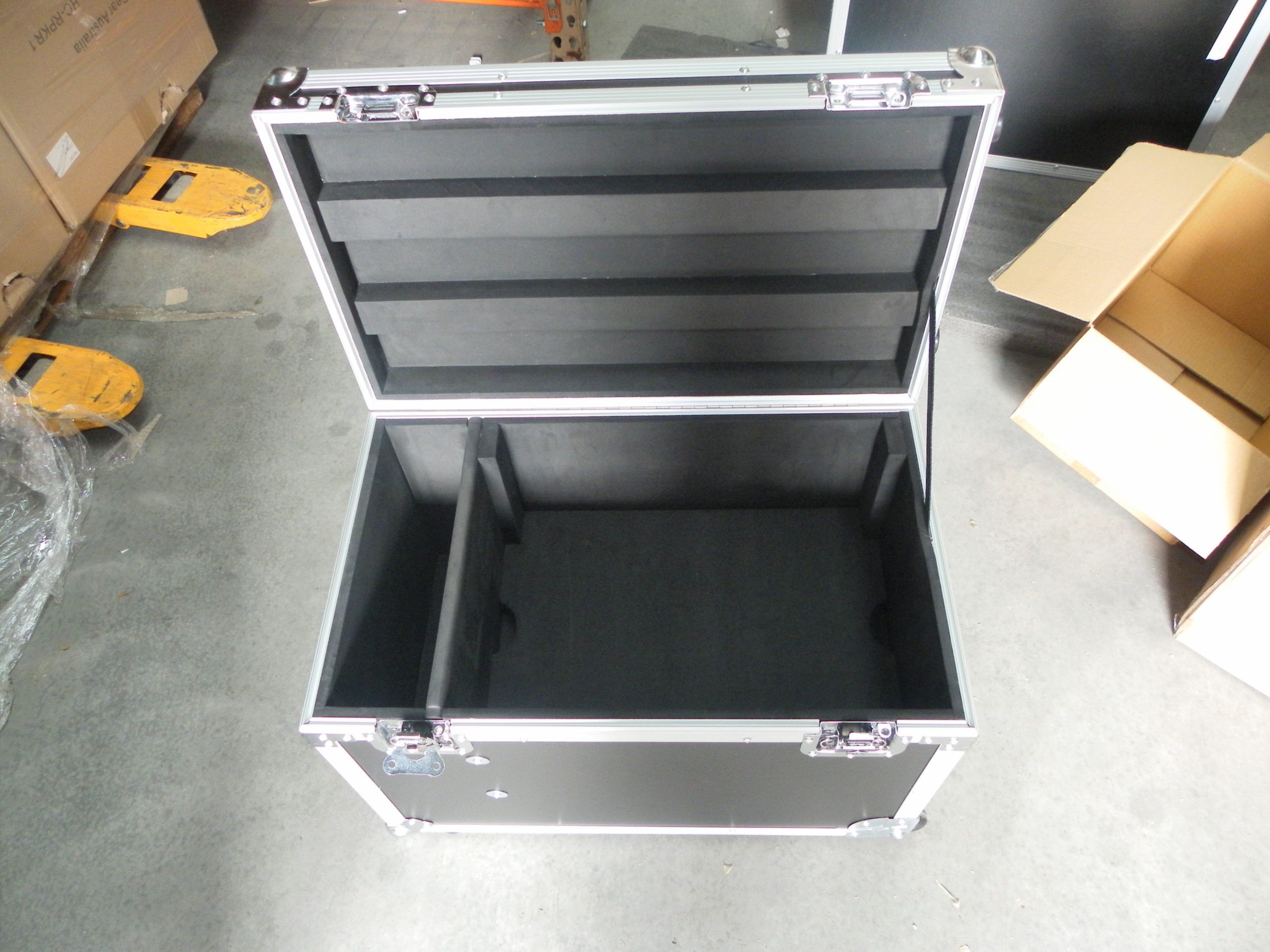 Custom Roller Packer Case With Foam Inserts and Removable Divider (view 2 of 4)